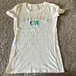 Hollister size small white T-shirt w embroidery letters